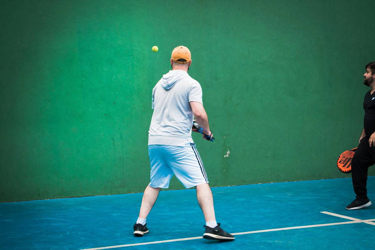 What Is a Slow Bounce Sphere in Padel? (And Why Pros Are Obsessed With It)