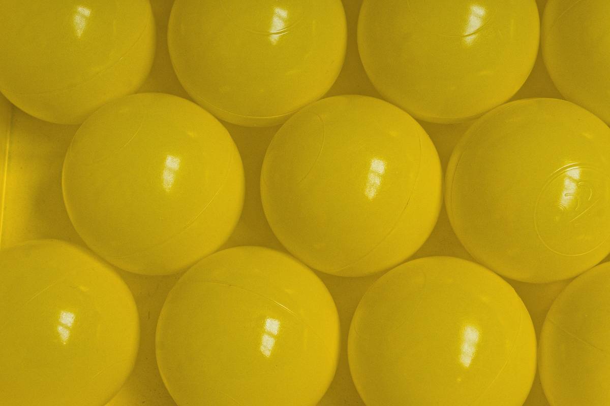 Why Your Padel Game Suffers Without the Right Training Ball Dozen (And How to Fix It)
