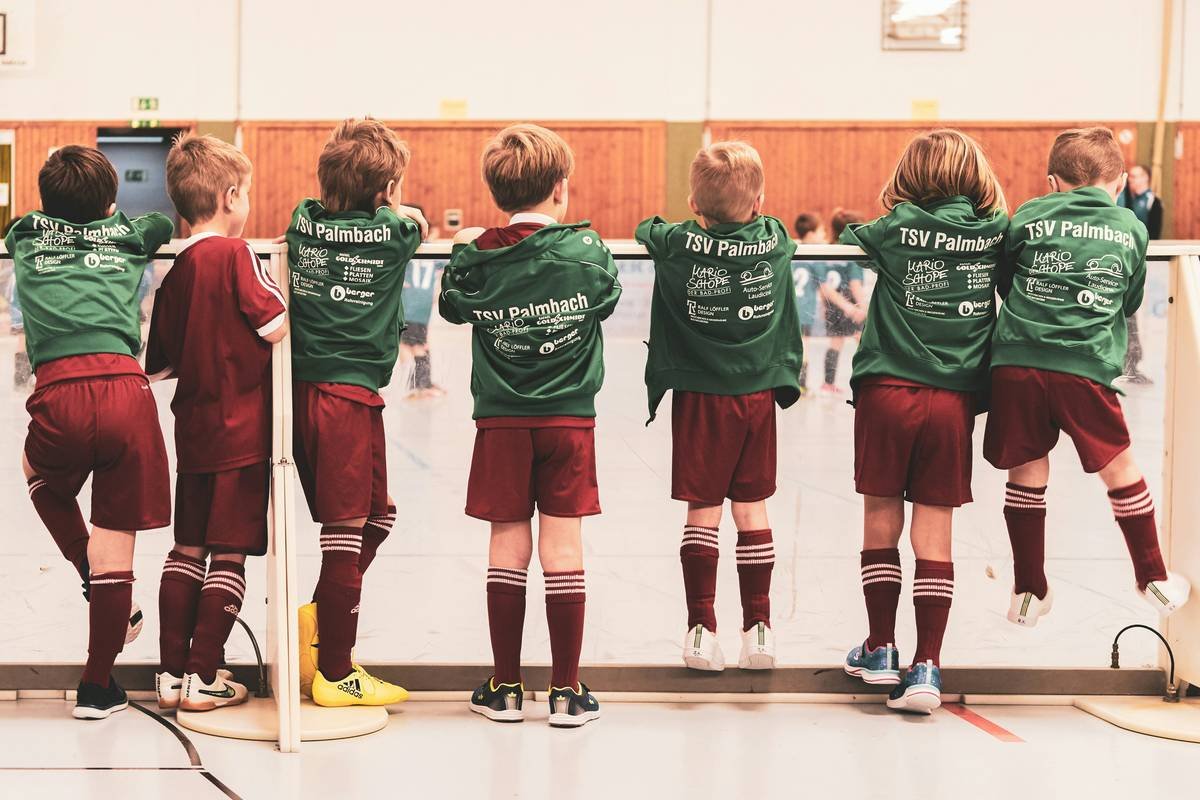 Why Your Kid’s Padel Game Suffers If You Ignore the “Junior Size Model” Rule